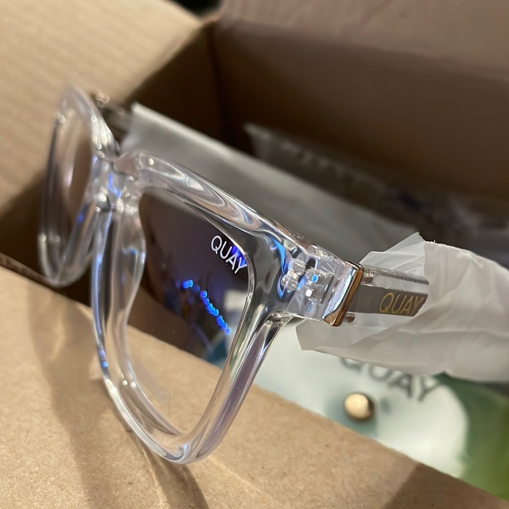 NEW QUAY WIRED BEVEL BLUE LIGHT